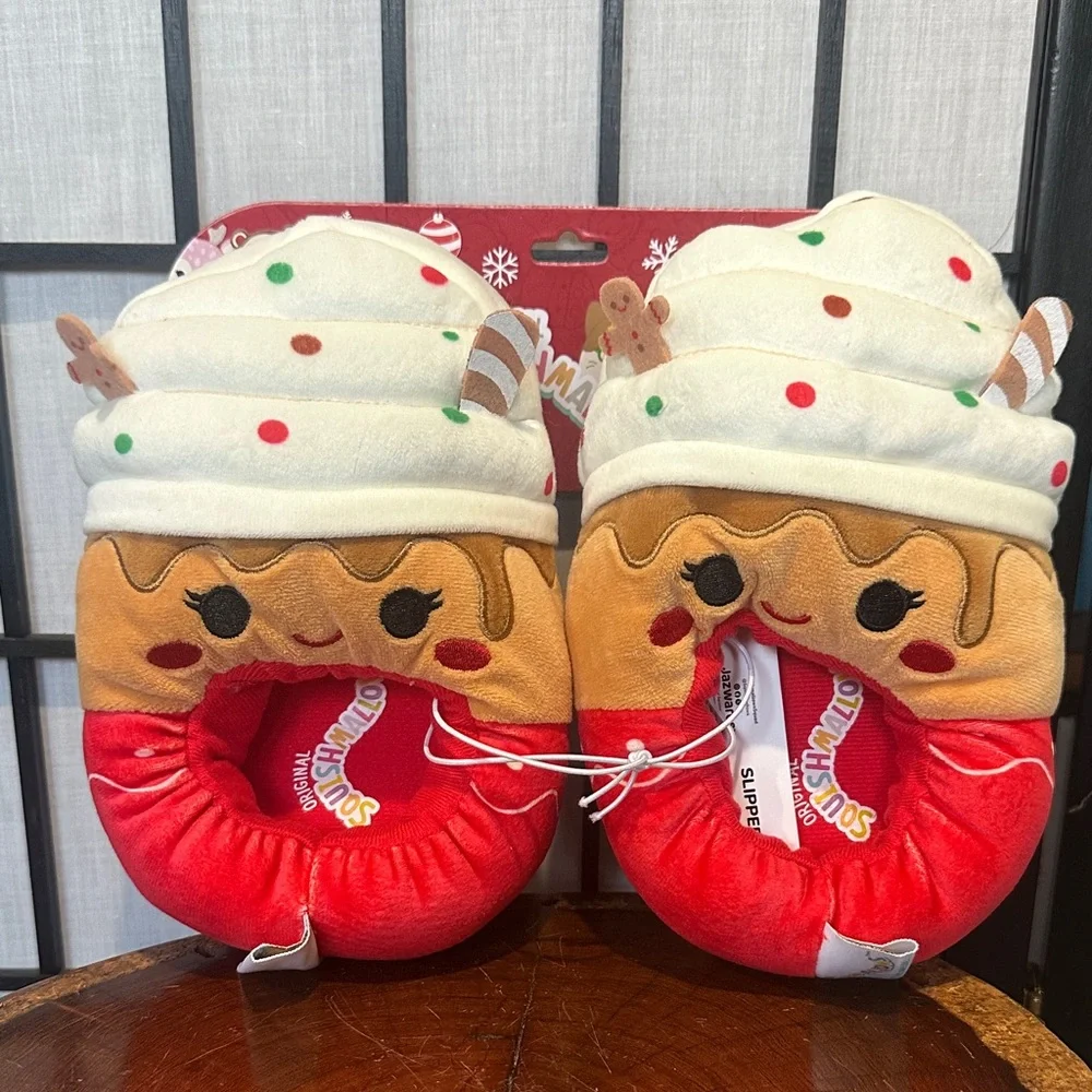 Squishmallows NEW Hot Cocoa Red and Cream Kids Slippers 13/1